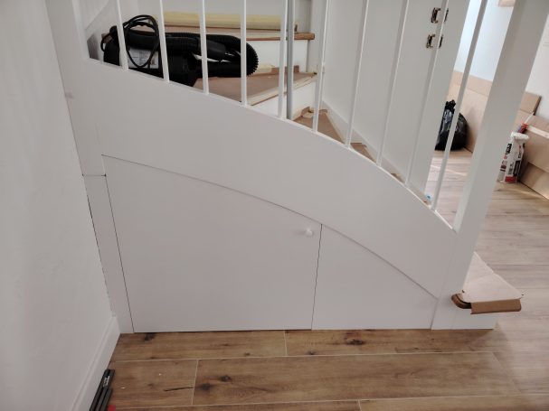 Optimisation sous escalier MGP MENUISERIE PEINTURE TOUS TRAVAUX