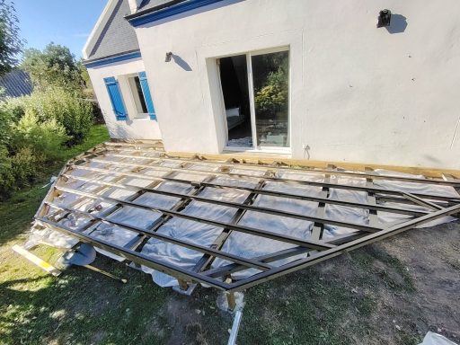 Terrasse bois avec double lambourdage