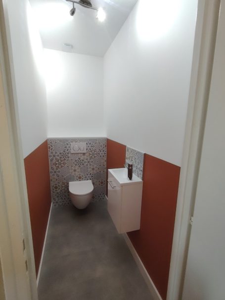 WC thème Italie MGP MENUISERIE PEINTURE TOUS TRAVAUX