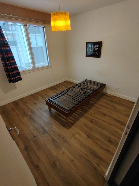 Pose de parquet 50/50 MGP MENUISERIE PEINTURE TOUS TRAVAUX