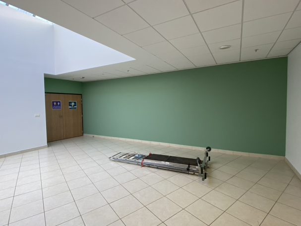 Salle de pause d'un Leclerc MGP MENUISERIE PEINTURE TOUS TRAVAUX